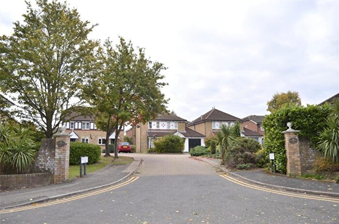 2 Bedroom Apartment To Rent In Hatfield Close, Sutton, SM2