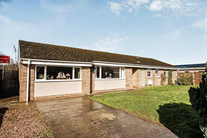 5 Bedroom Detached Bungalow For Sale In Swift Close, Bicester, Oxfordshire, OX26