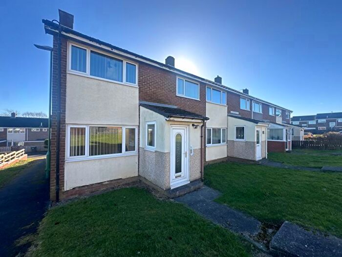 3 Bedroom End Of Terrace House To Rent In Salem Avenue, Consett, DH8