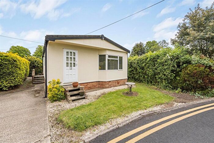 2 Bedroom Park Home For Sale In Willows Riverside Park, Windsor, SL4