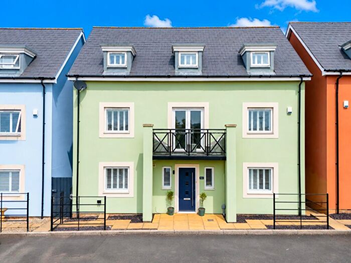 5 Bedroom Detached House For Sale In Robin Place, Portishead, North Somerset, BS20