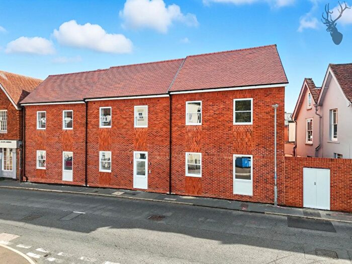 2 Bedroom Flat To Rent In Old Harlow Apartments, Old Harlow, CM17