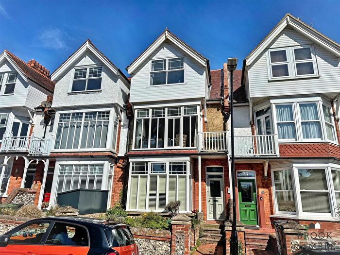 3 Bedroom Maisonette For Sale In Vicarage Road, Eastbourne, BN20