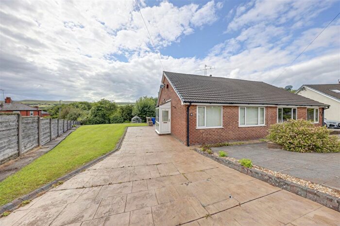 3 Bedroom Semi-detached House For Sale In Eden Avenue, Edenfield, Ramsbottom, Bury, BL0