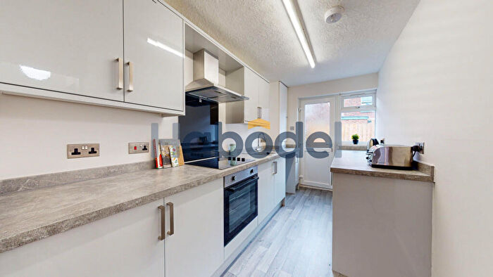 2 Bedroom Terraced House To Rent In Gipsyville, Hull, HU4