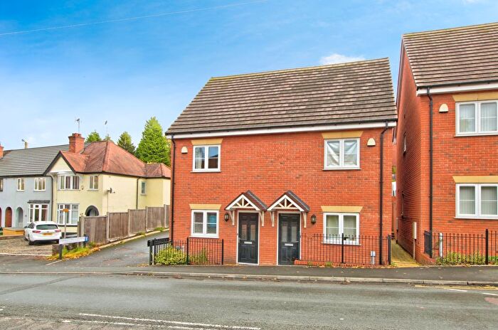 2 Bedroom Semi-Detached House For Sale In Chester Road North, Kidderminster, DY10