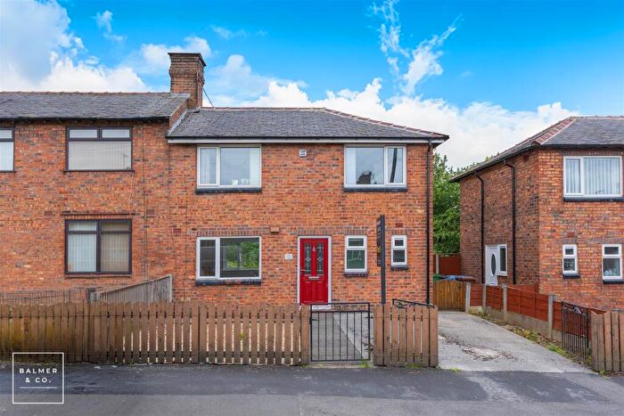 2 Bedroom End Of Terrace House For Sale In Wardley Road, Tyldesley, M29