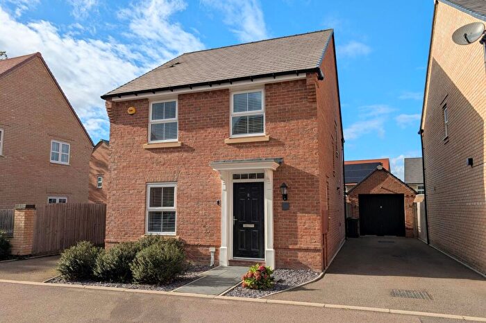 4 Bedroom Detached House For Sale In Rawlinson Chase, Halstead, CO9