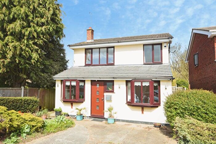 5 Bedroom Detached House For Sale In Henham Close, Billericay, CM11