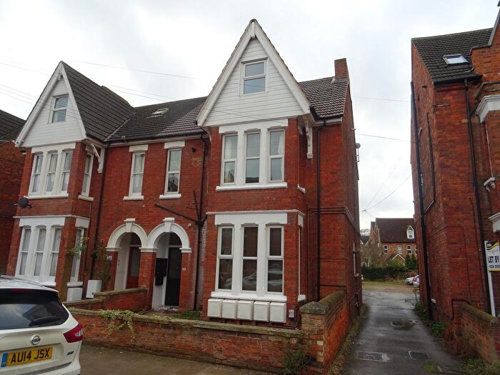 Property To Rent In St Micheals Road, Bedford, MK40