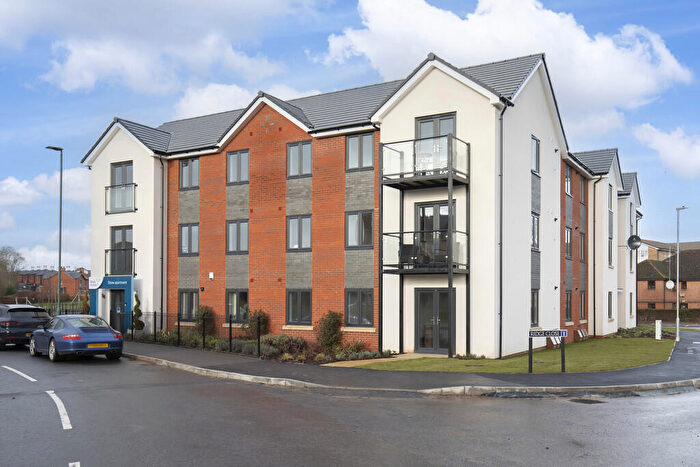 2 Bedroom Apartment To Rent In Ridge Close, Cheltenham, GL52