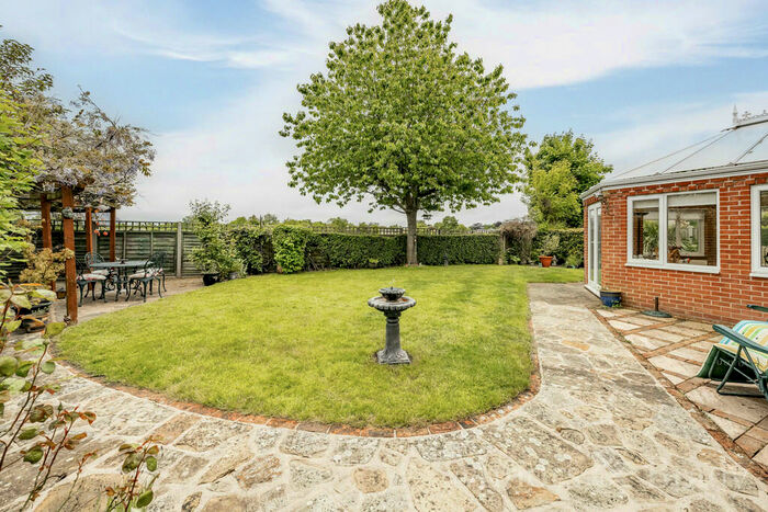 4 Bedroom Detached House For Sale In St. Johns Close, Coltishall, NR12