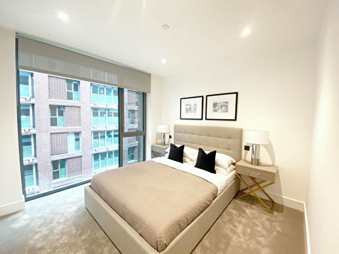 2 Bedroom Apartment To Rent In Prince Of Wales Drive, London, SW11