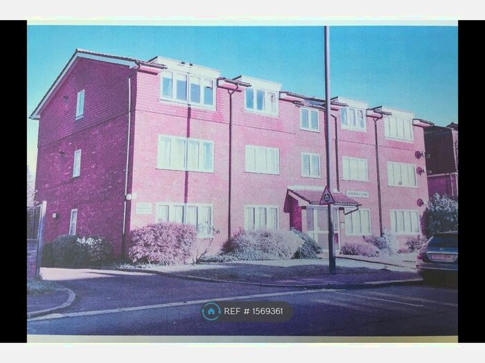 2 Bedroom Flat To Rent In College Hill Road, Harrow, HA3