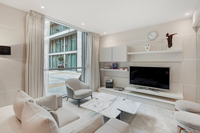 2 Bedroom Flat To Rent In West Mews, Knightsbridge, London, United Kingdom, SW7