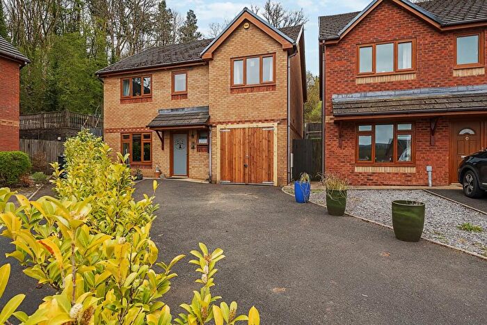4 Bedroom Detached House For Sale In Amman Road, Lower Brynamman, Ammanford, SA18