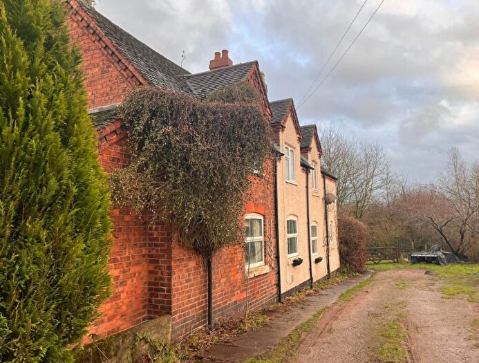 3 Bedroom Semi-Detached House For Sale In Turf Pitts Lane Canwell, Sutton Coldfield, West Midlands, B75