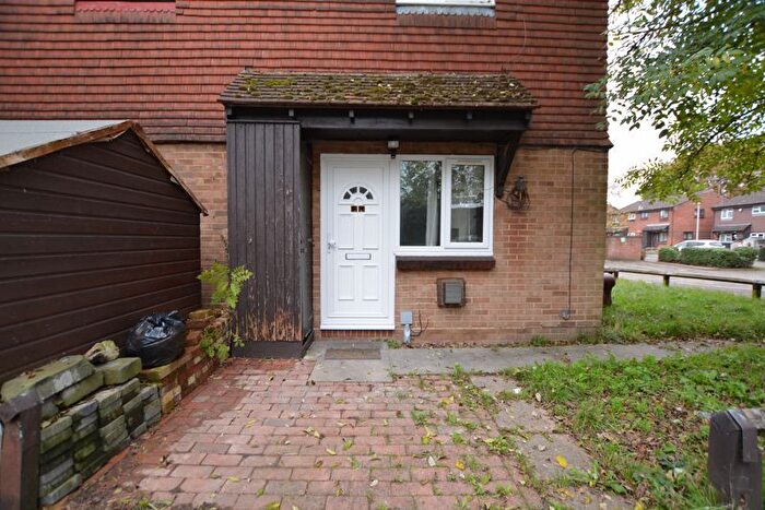 2 Bedroom Terraced House To Rent In Frankswood Avenue, West Drayton, UB7