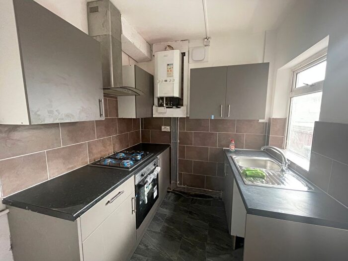 3 Bedroom Terraced House To Rent In Ellerton Road, Sheffield, S5