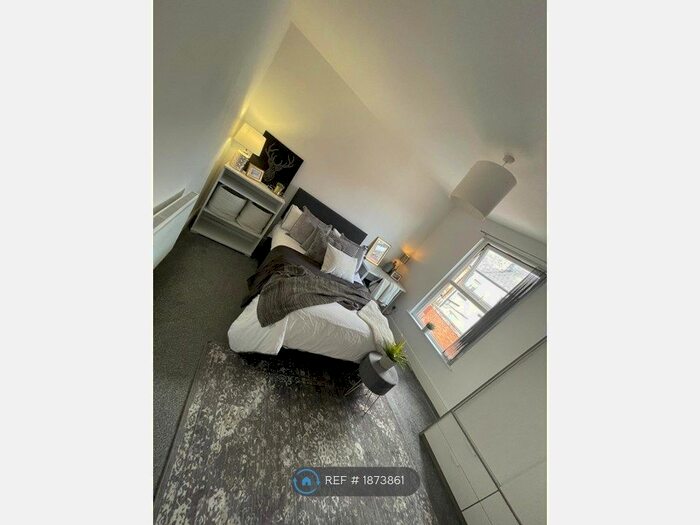 5 Bedroom Terraced House To Rent In Barrington Road, Liverpool, L15