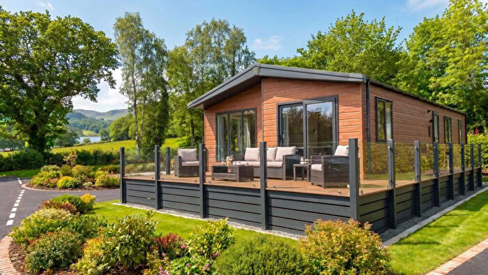 2 Bedroom Lodge For Sale In Winchester, Hampshire, SO21