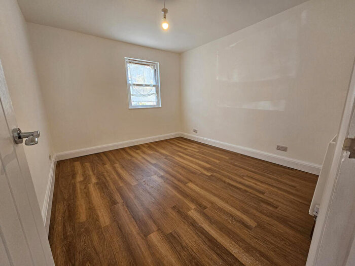 3 Bedroom Terraced House To Rent In Buckhurst Hill, Essex, IG9