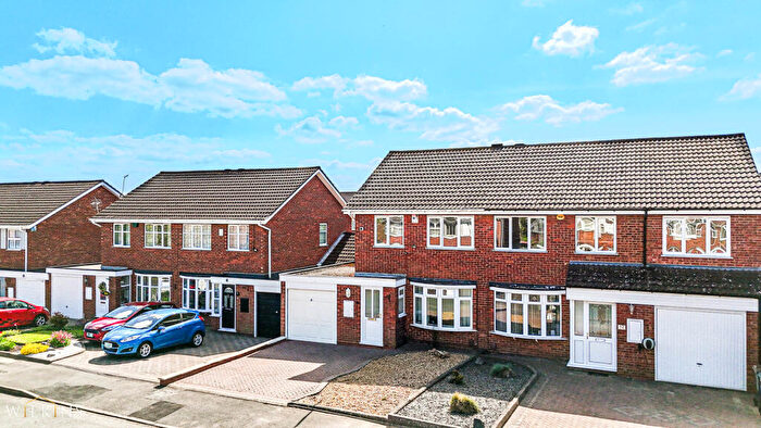 3 Bedroom Semi Detached House For Sale In Lytham Close, Minworth, Sutton Coldfield, West Midlands, B76