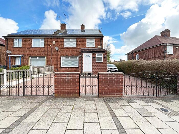 3 Bedroom Semi-Detached House To Rent In Birchfield Road, Arnold, Nottingham, NG5