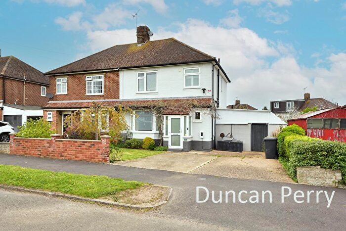 3 Bedroom Semi-Detached House For Sale In Cranborne Crescent, Potters Bar, EN6