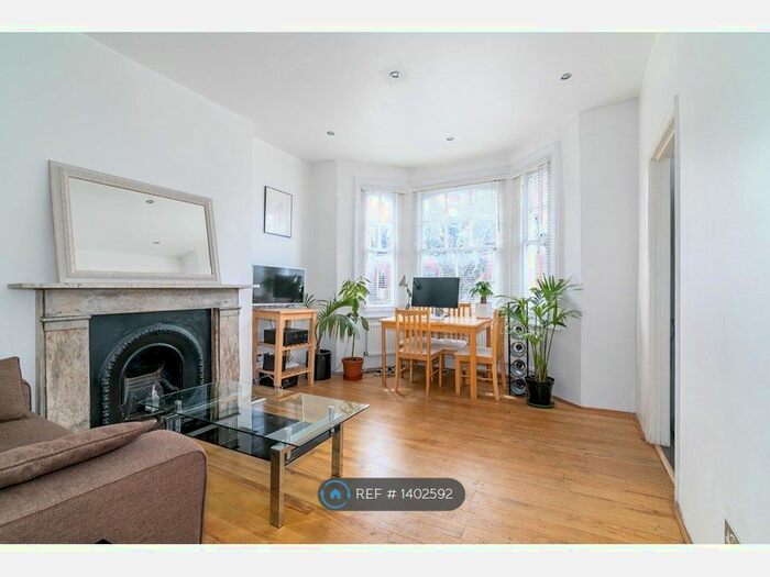 1 Bedroom Flat To Rent In Crookham Road, London, SW6