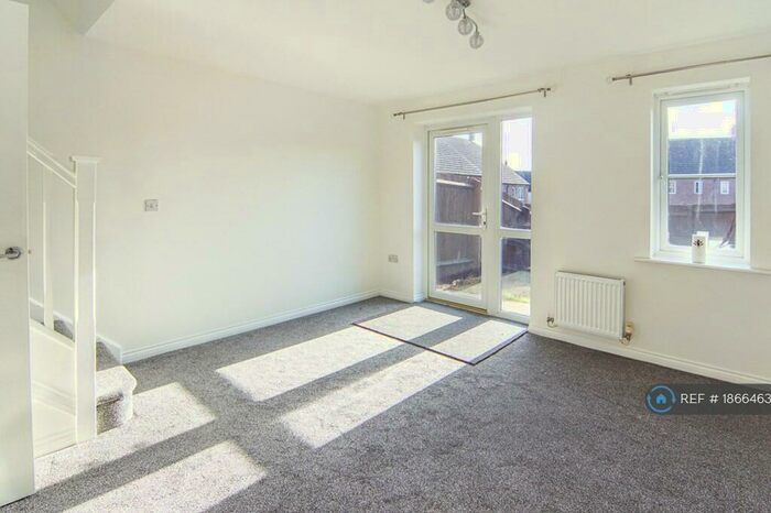 2 Bedroom End Of Terrace House To Rent In Whitebeam Way, Nuneaton, CV10