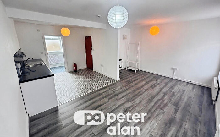 Flat To Rent In Church Street, Merthyr, CF47