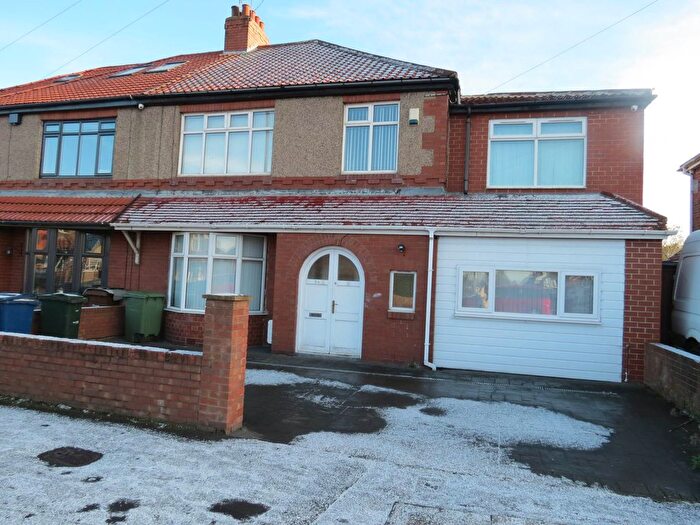 3 Bedroom Semi-Detached House To Rent In Two Ball Lonnen, Fenham, NE4