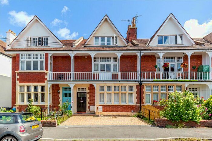 6 Bedroom Terraced House To Rent In Downs Park East, Westbury Park, Bristol, BS6