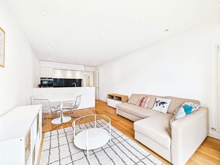 2 Bedroom Apartment To Rent In Simpson Loan, Quartermile, Edinburgh, EH3