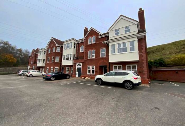 2 Bedroom Apartment To Rent In Matley Court, Mottram Road, Stalybridge, Greater Manchester, SK15