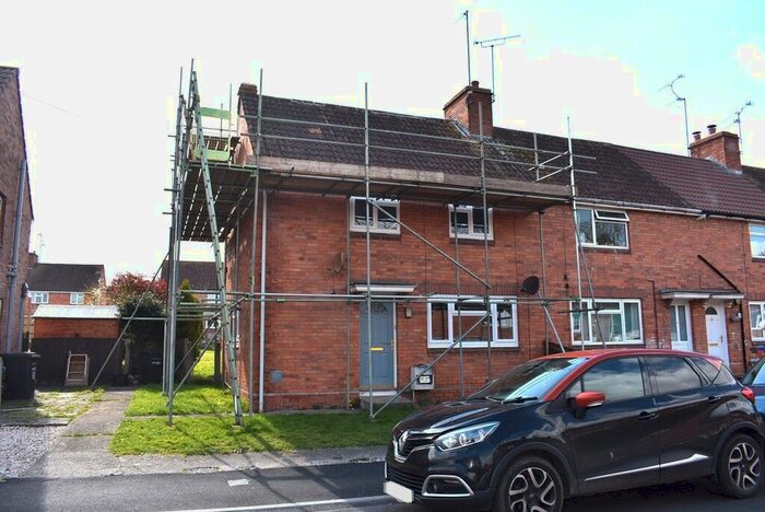 3 Bedroom End Of Terrace House To Rent In Seaton Road, Yeovil, BA20