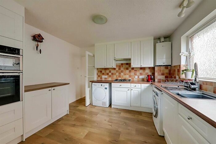 2 Bedroom Detached Bungalow For Sale In Keswick Close, Goring-By-Sea, Worthing, BN12