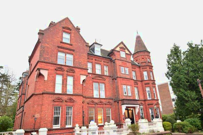 2 Bedroom Flat To Rent In Molyneux Park Road, Tunbridge Wells, TN4