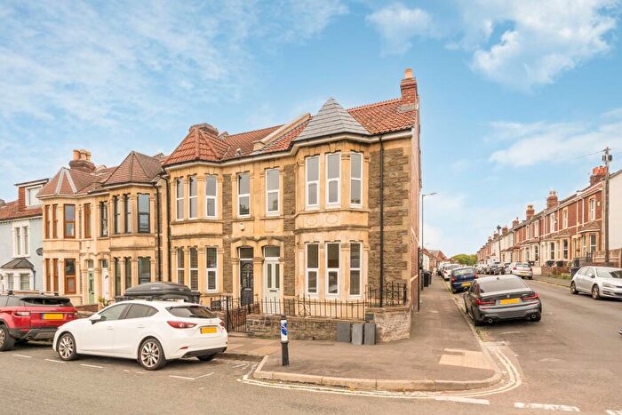 3 Bedroom End Of Terrace House For Sale In Beaufort Road, St. George, Bristol, BS5