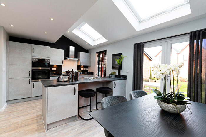 4 Bedroom Detached House For Sale In Fletton Folly, Great Haddon, PE7