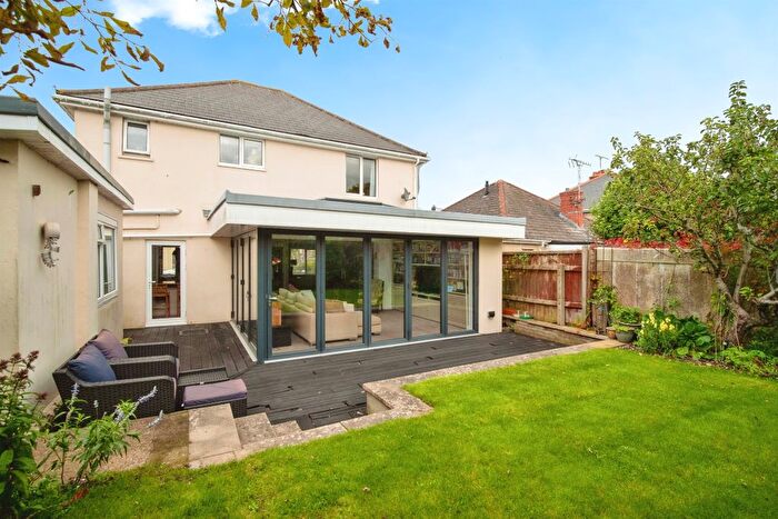 4 Bedroom Detached House For Sale In Louise Road, Dorchester, DT1