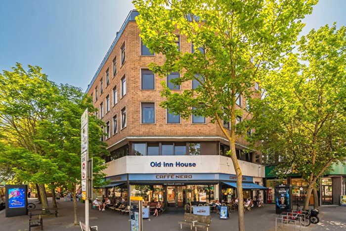 2 Bedroom Flat To Rent In High Street, Sutton, SM1