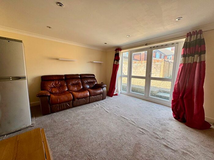 1 Bedroom Property To Rent In Edward Road, Southampton, SO15