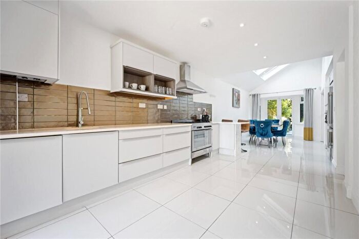 5 Bedroom Detached House For Sale In Chilworth Old Village, Chilworth, Southampton, SO16