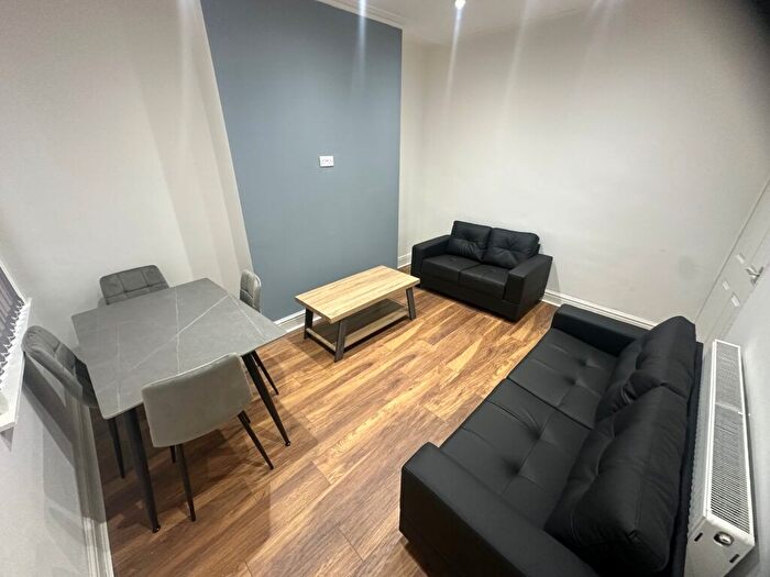 3 Bedroom Terraced House To Rent In Halsbury Road, Liverpool, L6