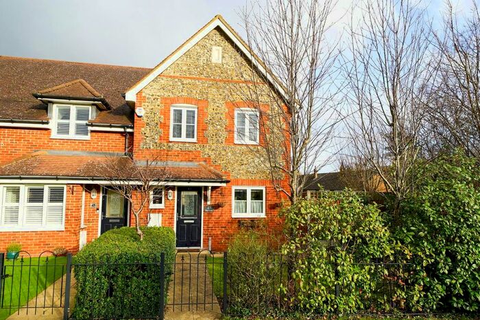 3 Bedroom End Of Terrace House For Sale In The Green, Stoke Hammond, Milton Keynes, MK17