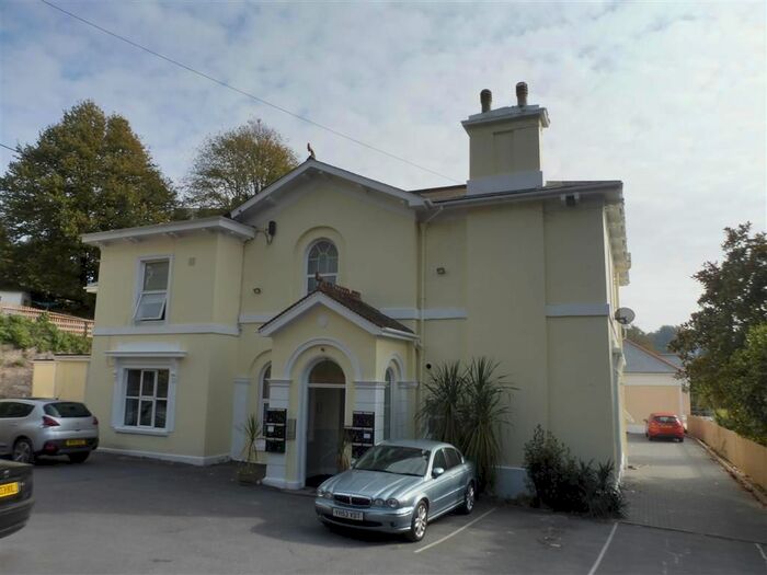 1 Bedroom Flat To Rent In Lower Warberry Road, Torquay, TQ1