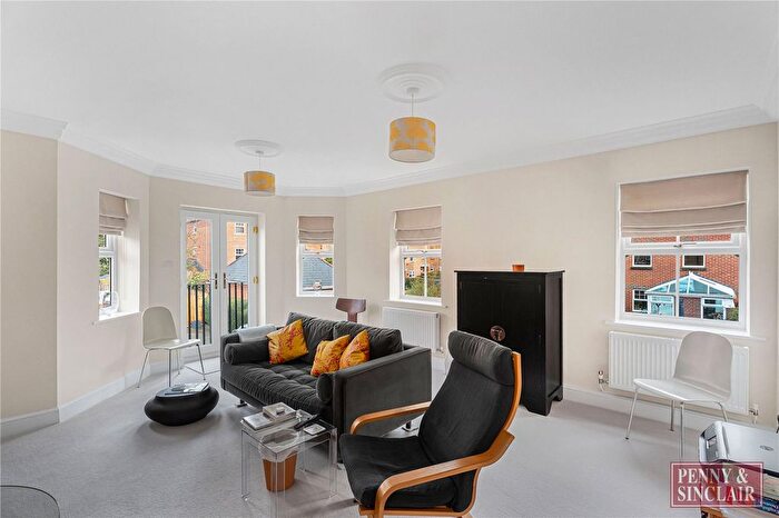 2 Bedroom Flat To Rent In Bishop Kirk Place, Summertown, OX2