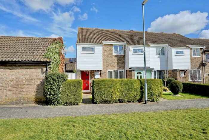 3 Bedroom End Of Terrace House To Rent In Bedford Crescent, St Ives, PE27